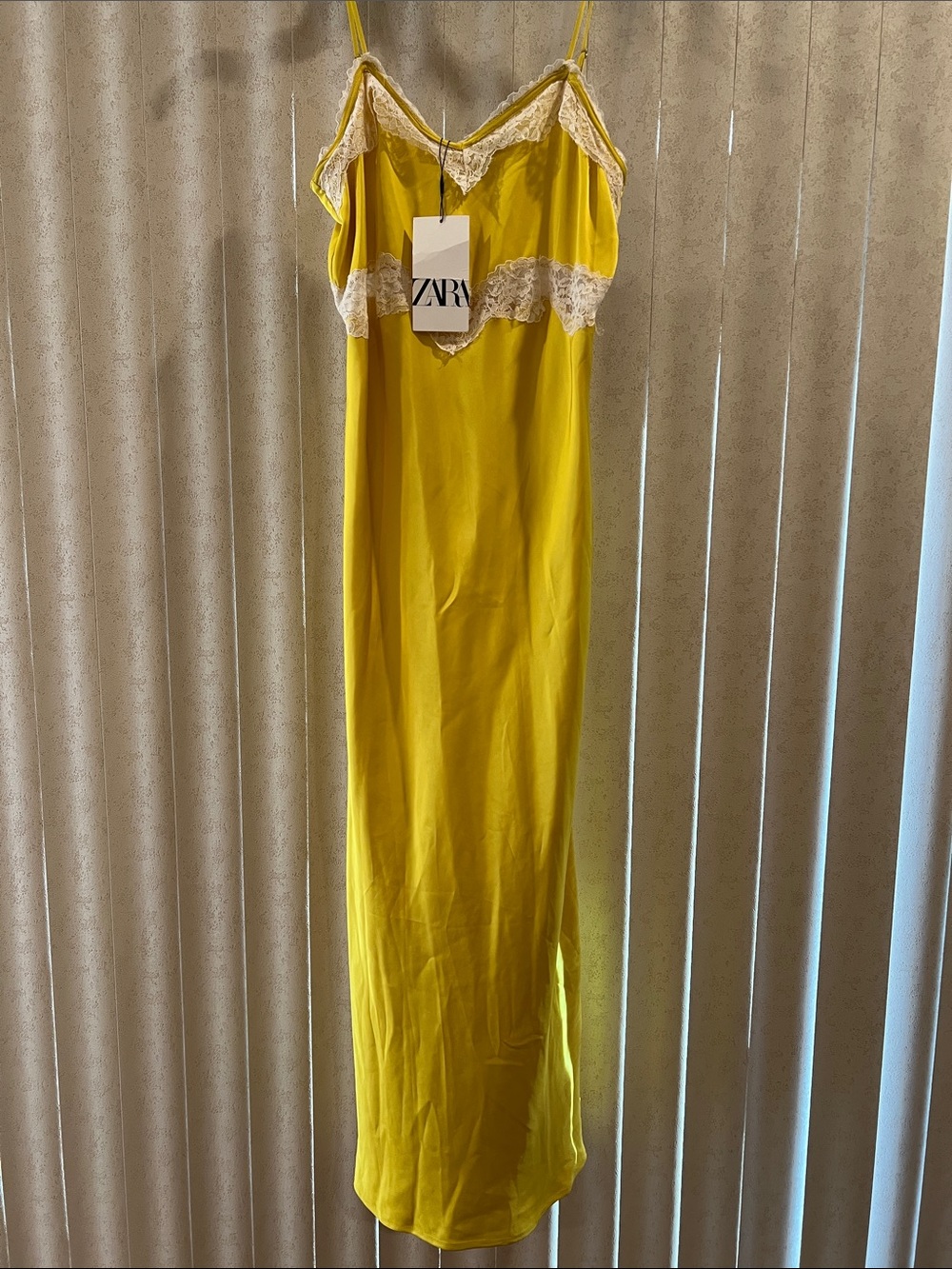 New Zara Women’s Bright Yellow Slip Dress with Ivory Lace Trim in Size X-Small